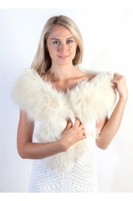White-cream fox fur scarf